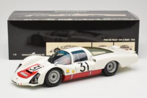 Porsche 906 LH #31 H. Herrmann / H. Linge Porsche System Engineering 24 Hours of Le Mans 1966 Minichamps 1:18 100666131 Metal — bild 8 av 8