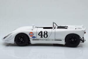 Porsche 908/02 #48 S. McQueen / P. Revson 12 Hours of Sebring 2nd Place Post Race Version 1970 AUTOart 1:18 87072 Metall — bild 4 av 8