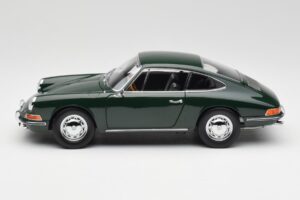 Porsche 911 901 Irish Grön Kyosho 1:18 08969G Metall — bild 4 av 8