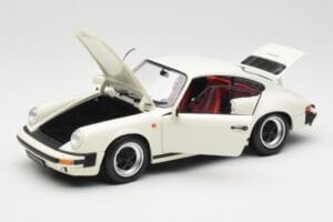 Porsche 911 930 Carrera 3.2 Grand Prix White Minichamps 1:18 100063024 Metall — bild 2 av 8