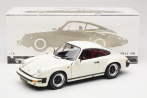 Porsche 911 930 Carrera 3.2 Grand Prix White Minichamps 1:18 100063024 Metall — bild 8 av 8
