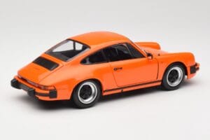 Porsche 911 930 Carrera 3.2 Signal Orange Minichamps 1:18 100063025 Metall — bild 3 av 8
