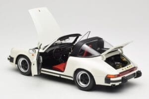 Porsche 911 930 Carrera Targa 3.2 Grand Prix White Minichamps 1:18 100063062 Metall — bild 5 av 8