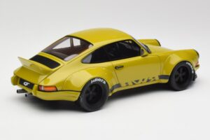 Porsche 911 930 RWB Classic Khaki GT Spirit 1:18 GT120 Resin — bild 2 av 6