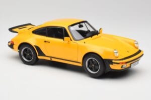 Porsche 911 930 Turbo 3.0 Gul Norev 1:18 187579 Metall — bild 6 av 8