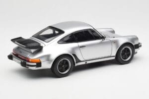 Porsche 911 930 Turbo 3.3 Silver Norev 1:18 187574 Metall — bild 3 av 8
