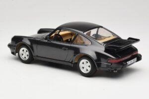 Porsche 911 930 Turbo Grön Tonka 1:18 1677 Metall — bild 7 av 8