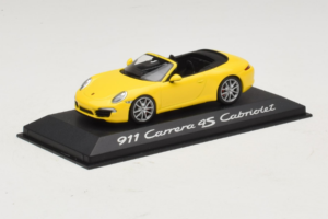 Porsche 911 991 Carrera 4S Cabriolet Gul Minichamps 1:43 WAP0201120C Metall — bild 2 av 5
