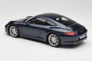 Porsche 911 991 Carrera S Blue Metallic Minichamps 1:18 WAP0210200C Metall — bild 7 av 8