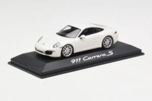 Porsche 911 991 Carrera S Vit IAA Frankfurt 2011 Minichamps 1:43 WAX20100090 Metall — bild 2 av 5