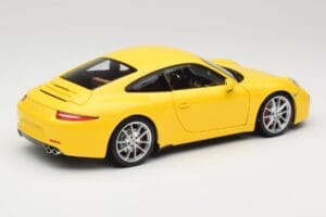 Porsche 911 991 Carrera S Racing Yellow Minichamps 1:18 100061021 Metall — bild 3 av 8