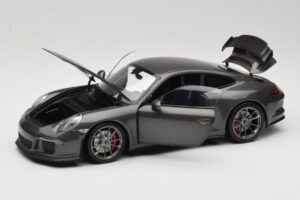 Porsche 911 991 GT3 Grey Metallic Minichamps 1:18 110062720 Metall — bild 2 av 8