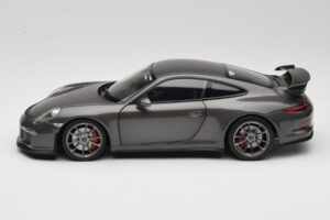 Porsche 911 991 GT3 Grey Metallic Minichamps 1:18 110062720 Metall — bild 4 av 8