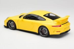 Porsche 911 991 GT3 Racing Gul & Silverfälgar Minichamps 1:18 110062722 Metall — bild 7 av 8