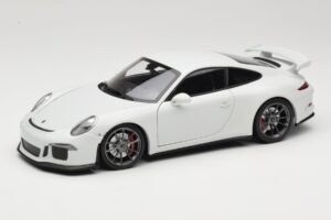 Porsche 911 991 GT3 Vit Med Silverfälgar Minichamps 1:18 113062721 Metall