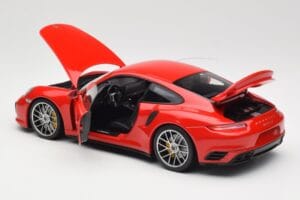 Porsche 911 991 Turbo S Guards Red Minichamps 1:18 110067122 Metall — bild 5 av 8