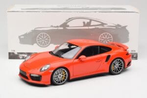 Porsche 911 991 Turbo S Lava Orange Minichamps 1:18 110067120 Metall — bild 8 av 8