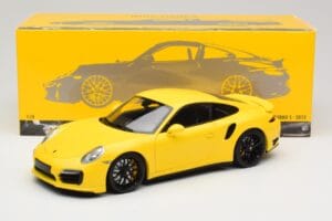 Porsche 911 991 Turbo S Gul Med Svarta Fälgar Minichamps 1:18 110062321 Metall — bild 8 av 8
