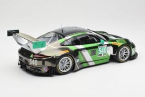 Porsche 911 991.1 GT3 R #540 Black Swan Racing P. Long / T. Pilgrim 24h Daytona 2016 Minichamps 1:18 155166540 Metall — bild 2 av 6