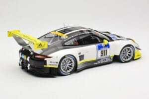 Porsche 911 991.1 GT3 R #911 Manthey Racing N. Tandy / E. Bamber 24h Nurburgring 2016 Minichamps 1:18 155166911 Metall — bild 2 av 6