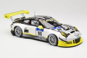 Porsche 911 991.1 GT3 R #911 Manthey Racing N. Tandy / E. Bamber 24h Nurburgring 2016 Minichamps 1:18 155166911 Metall — bild 4 av 6
