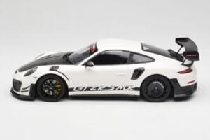Porsche 911 991.2 GT2 RS Manthey Racing Vit Minichamps 1:18 MR-911-GT3RS-1802-W Metall — bild 3 av 6
