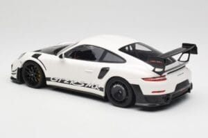 Porsche 911 991.2 GT2 RS Manthey Racing Vit Minichamps 1:18 MR-911-GT3RS-1802-W Metall — bild 5 av 6