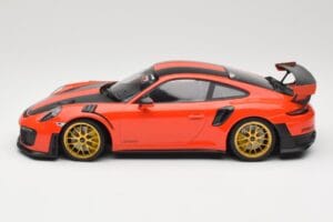 Porsche 911 991.2 GT2 RS Orange Weissach Package Guldade Fälgar Minichamps 1:18 155068305 Metall — bild 3 av 6