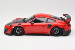 Porsche 911 GT2 RS 991.2 Röd Svarta Fälgar Minichamps 1:18 155068307 Metall — bild 3 av 6
