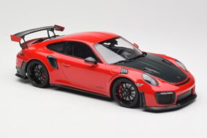 Porsche 911 GT2 RS 991.2 Röd Svarta Fälgar Minichamps 1:18 155068307 Metall — bild 4 av 6