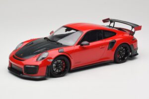 Porsche 911 GT2 RS 991.2 Röd Svarta Fälgar Minichamps 1:18 155968307 Metall