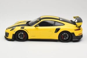 Porsche 911 991.2 GT2 RS Weissach Package Gul med Svarta Fälgar Minichamps 1:18 155068311 Metall — bild 3 av 6