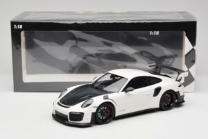 Porsche 911 991.2 GT2 RS Vit Minichamps 1:18 155068301 Metall — bild 6 av 6