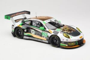 Porsche 911 991.2 GT3 R #28 Alegra Motorsports D. de Quesada / M. Morad Class Winners 24 Hours of Daytona 2017 Minichamps 1:1 — bild 4 av 6