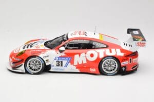 Porsche 911 991.2 GT3 R #31 Frikadelli Racing K. Bachler / M. Christensen 24 Hours of Nurburgring 2017 Minichamps 1:18 155176 — bild 3 av 6