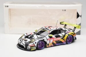 Porsche 911 991.2 GT3 R #8 Iron Force Ring Police 24 Hours Nürburgring 2019 Minichamps 1:18 153196088 Metall — bild 6 av 6