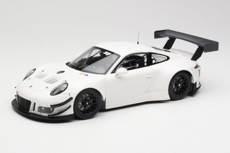 Porsche 911 991.2 GT3 R Vit med Svarta Fälgar Minichamps 1:18 155186900 Metall