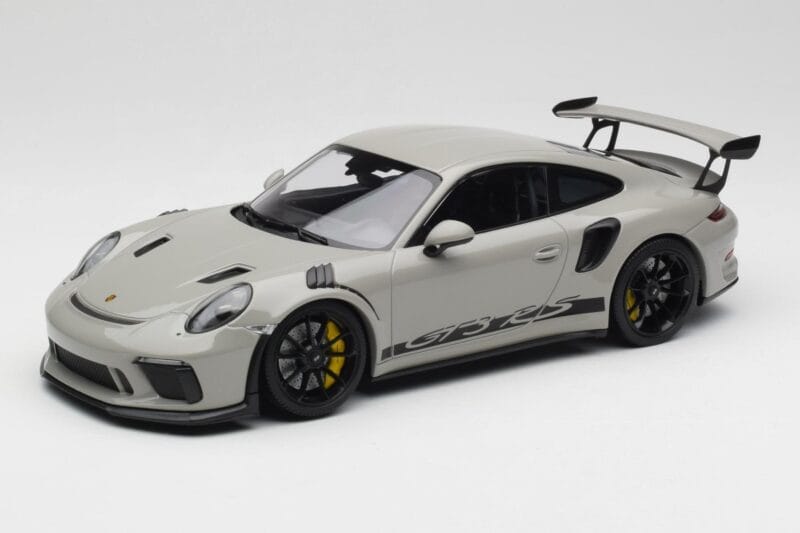 Porsche 911 991.2 GT3 RS Chalk Wording Svarta Fälgar Minichamps 1:18 153068230 Metall