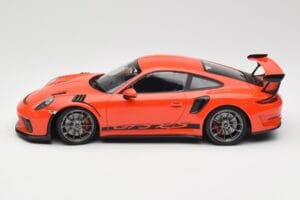 Porsche 911 991.2 GT3 RS Lava Orange & Silver Fälgar Minichamps 1:18 155068225 Metall — bild 3 av 6