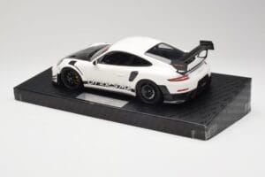 Porsche 911 991.2 GT3 RS Manthey Racing Vit Minichamps 1:18 MR-911-GT3RS-1801 Metall — bild 5 av 6