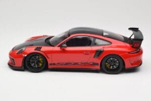 Porsche 911 991.2 GT3 RS Weissach Package Guards Red Svarta Fälgar Minichamps 1:18 153068223 Metall — bild 3 av 6