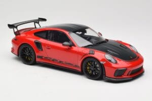 Porsche 911 991.2 GT3 RS Weissach Package Guards Red Svarta Fälgar Minichamps 1:18 153068223 Metall — bild 4 av 6