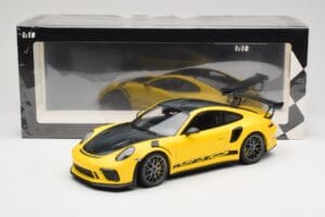 Porsche 911 991.2 GT3 RS Gul Weissach Package Platinum Wheels Minichamps 1:18 155068221 Metall — bild 6 av 6