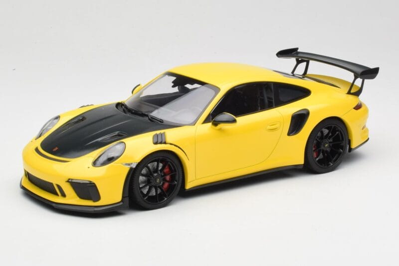 Porsche 911 991.2 GT3 RS Gul med Svarta Fälgar Minichamps 1:18 155068231 Metall