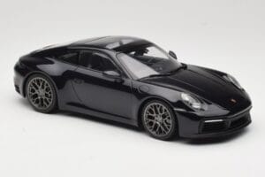 Porsche 911 992 Carrera 4S Blue Metallic Minichamps 1:18 155067321 Metall — bild 4 av 6