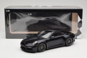 Porsche 911 992 Carrera 4S Blue Metallic Minichamps 1:18 155067321 Metall — bild 6 av 6