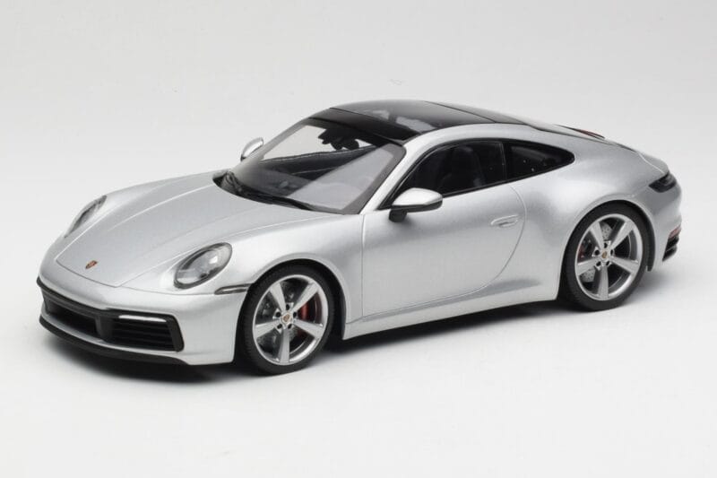 Porsche 911 992 Carrera 4S Silver Minichamps 1:18 155067322 Metall