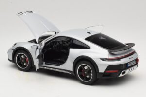 Porsche 911 992 Dakar Ice Grey Metallic Norev 1:18 187242 Metall — bild 5 av 8