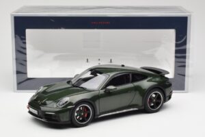 Porsche 911 992 Dakar Oak Grön Metallic Norev 1:18 187241 Metall — bild 9 av 9