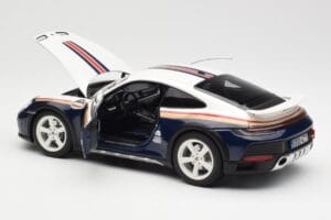 Porsche 911 992 Dakar Rough Roads Norev 1:18 187240 Metall — bild 6 av 9